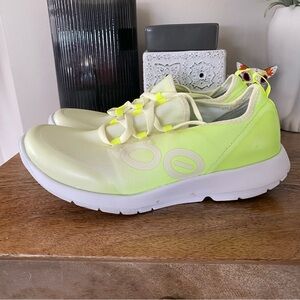 Oofos 00mg Sport LS Low sneakers Shoes Women's Sz 8 Comfort Recovery Athletic